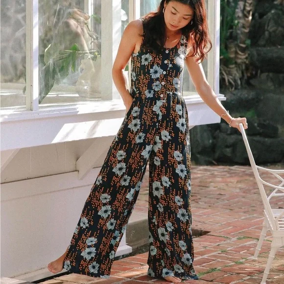 CUTE FIGHTING EEL AVA SKY JUMPER - Picture 1 of 5